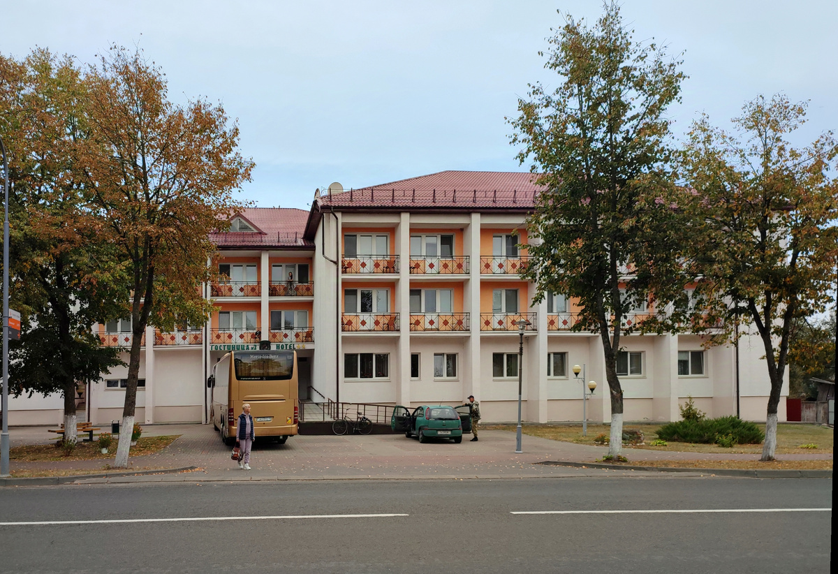 Небольшой. Но выглядит приятно и аккуратно, это плюс ☺️