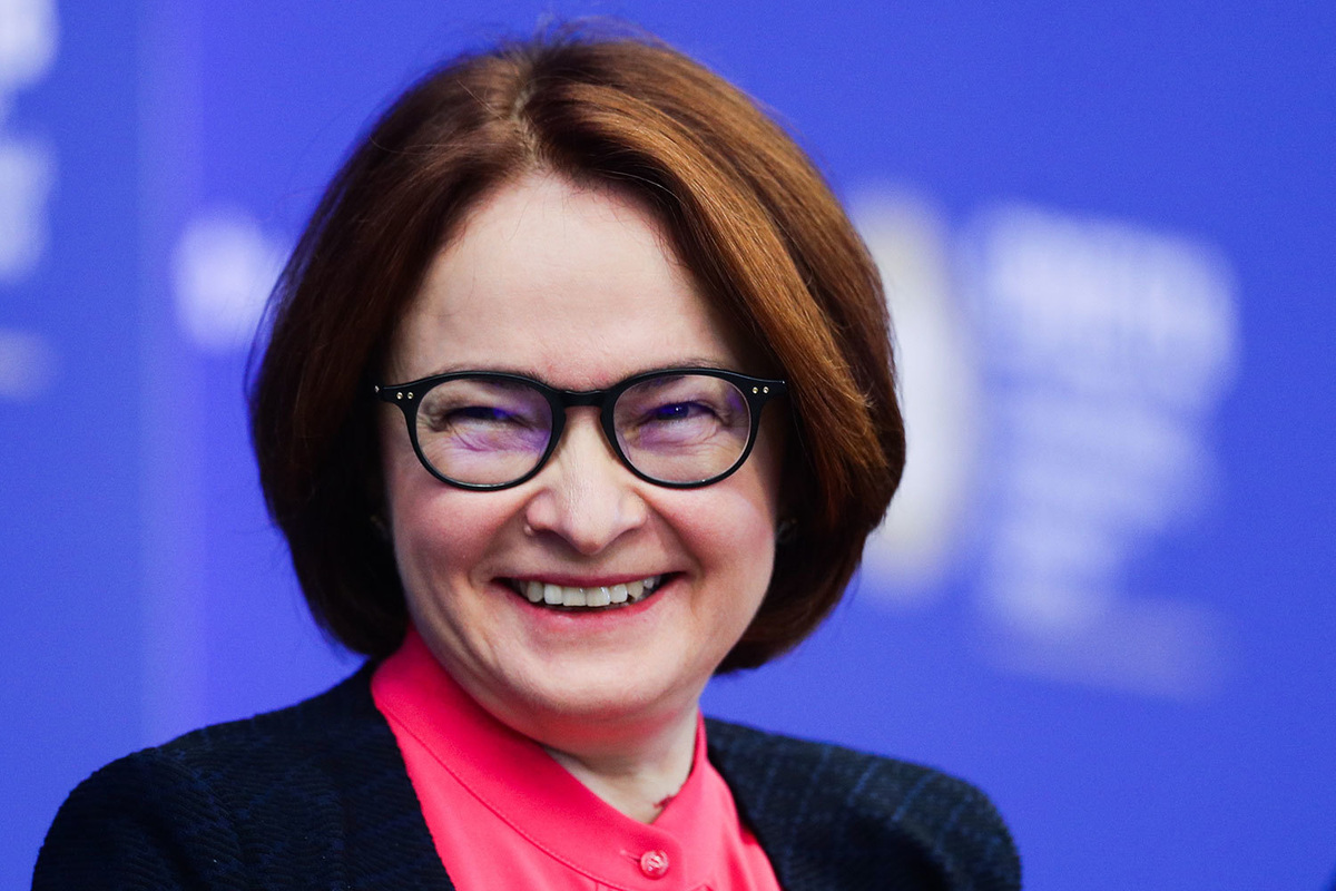 Эльвира Набиуллина считает, что все идет по плану. Видимо, просто мы не в курсе, что за план)