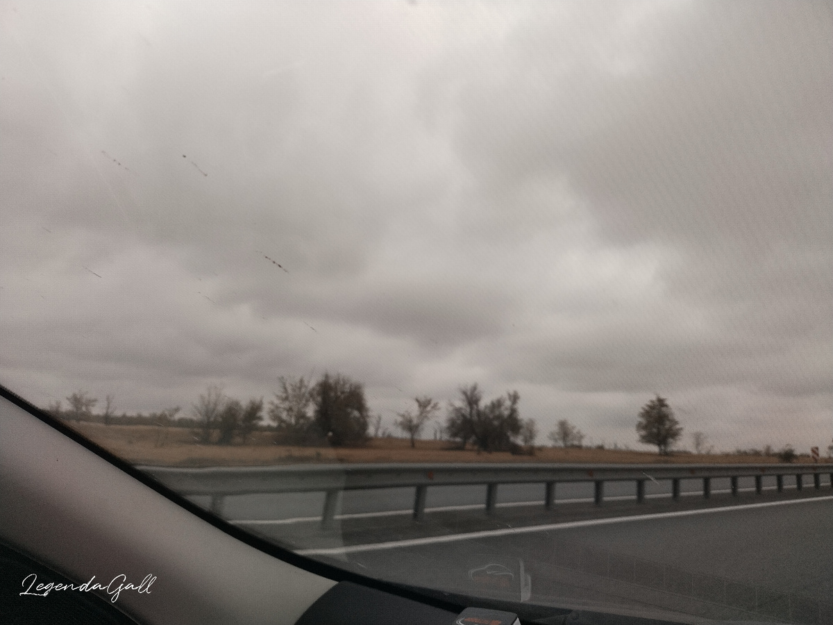 Это уже снова в Ростовской области, тучи