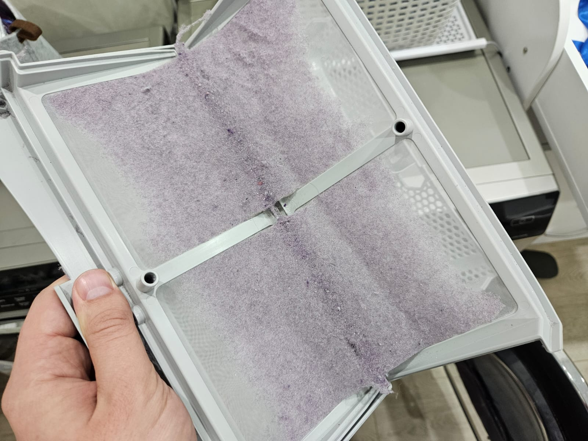 Пыль собирает - это да