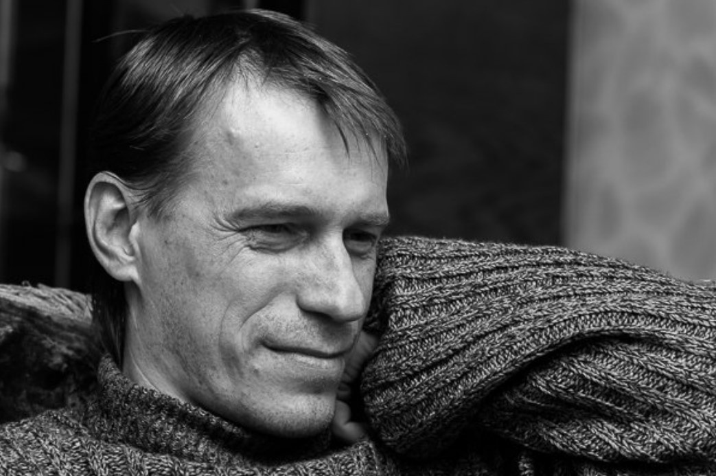 Автор книги Роман Коротенко