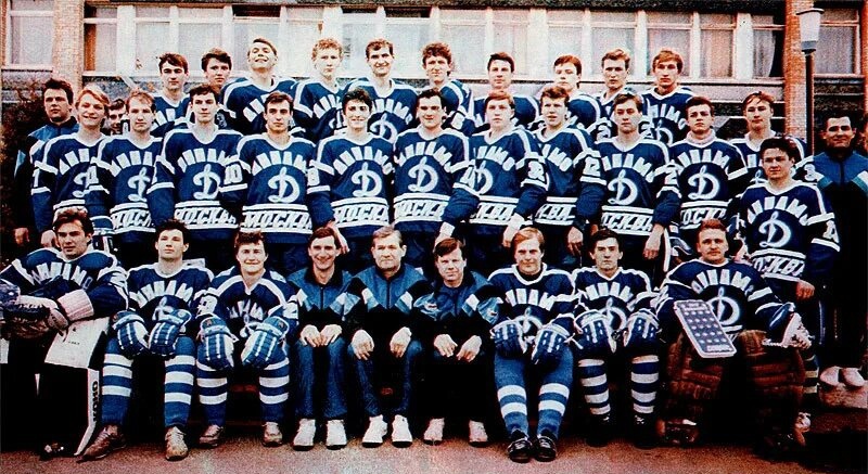 Фото с яндекс.картинки (последние чемпионы СССР)