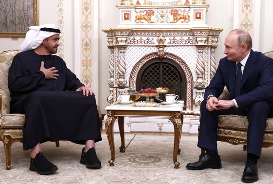    Владимир Путин и Мухаммад бен Зайд аль-Нахайян