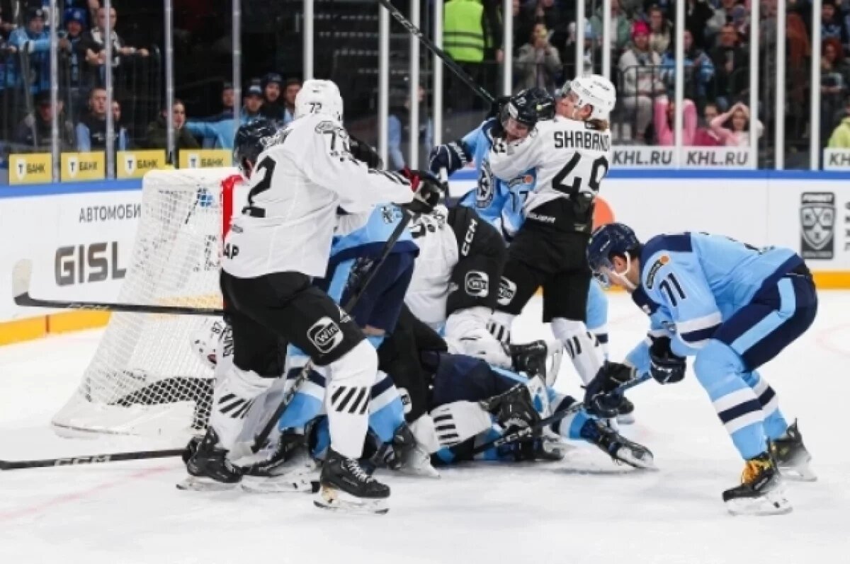    ХК «Сибирь» уступил челябинскому «Трактору» на матче в Новосибирске