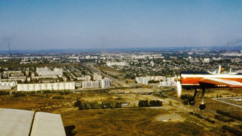     Над старым аэродромом в Барнауле, строительство дорог. vk.com/urbanhistory