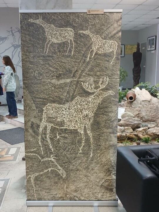 Петроглифы Минусинской долины — яркий пример искусства каменного века. Фото автора  📷
