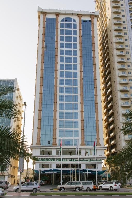 Так выглядит отель снаружи