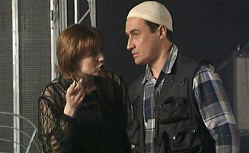 В комедии "День радио", 2003 год