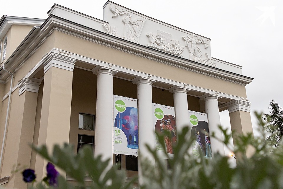    В ноябре театральная программа в Мурманске будет особенно насыщенной. Антон ЗАБИРОВ