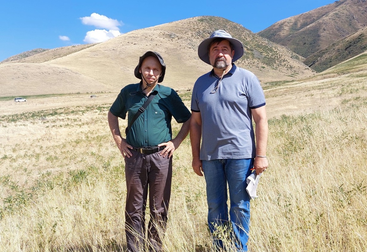 На фото (слева направо): Вадим Владимирович Горбунов, Алексей Алексеевич Тишкин. Фото участников экспедиции.