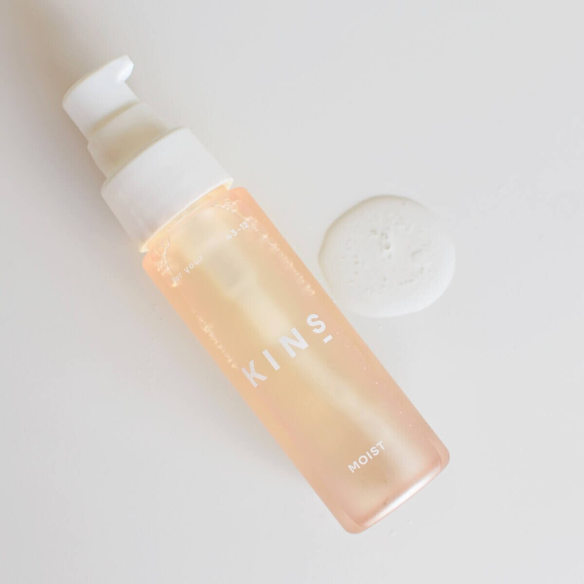 Увлажняющий бустер KINS