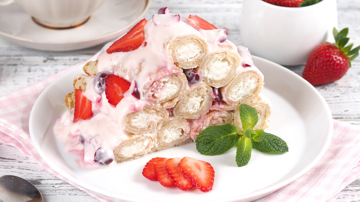 Торт из блинов со сметанным кремом