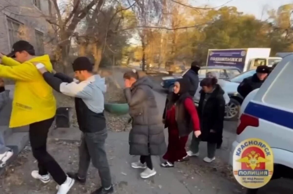    Из России выдворят еще 18 мигрантов-нелегалов, пойманных в кафе Красноярска