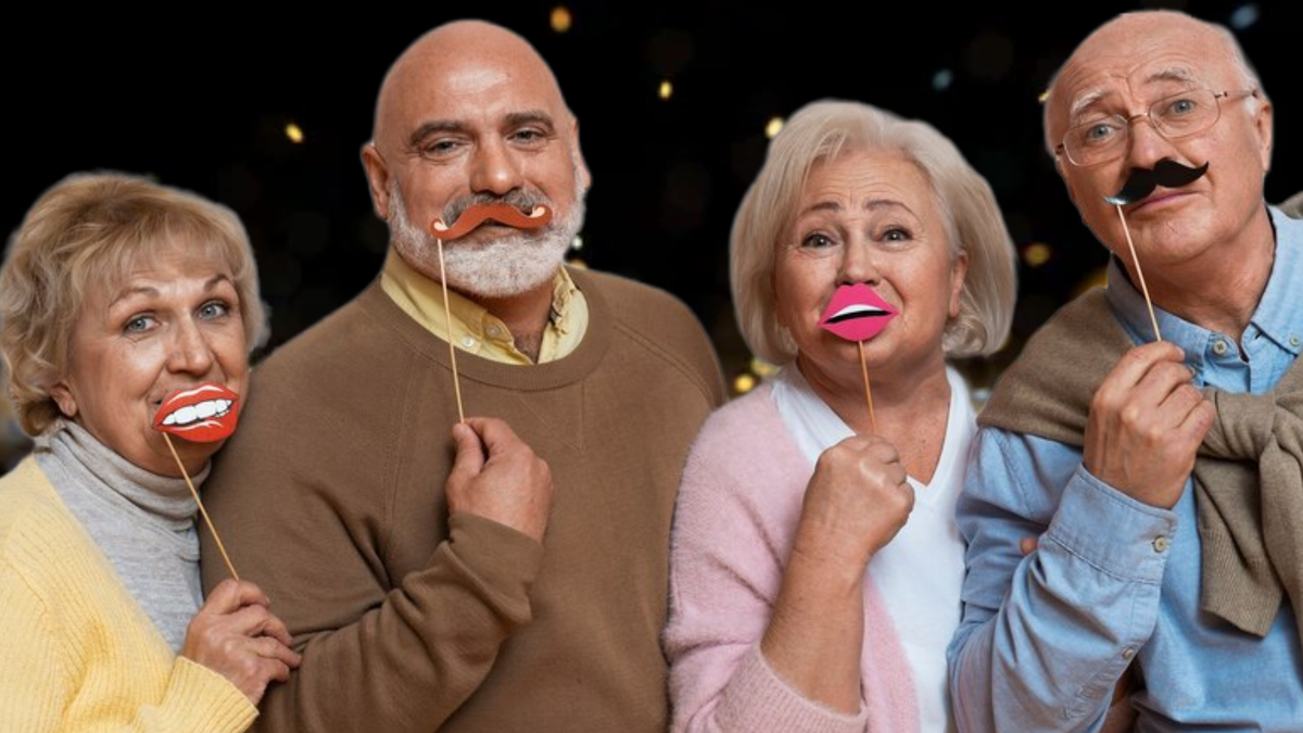 Счастливые пары проводят весело время вместе!