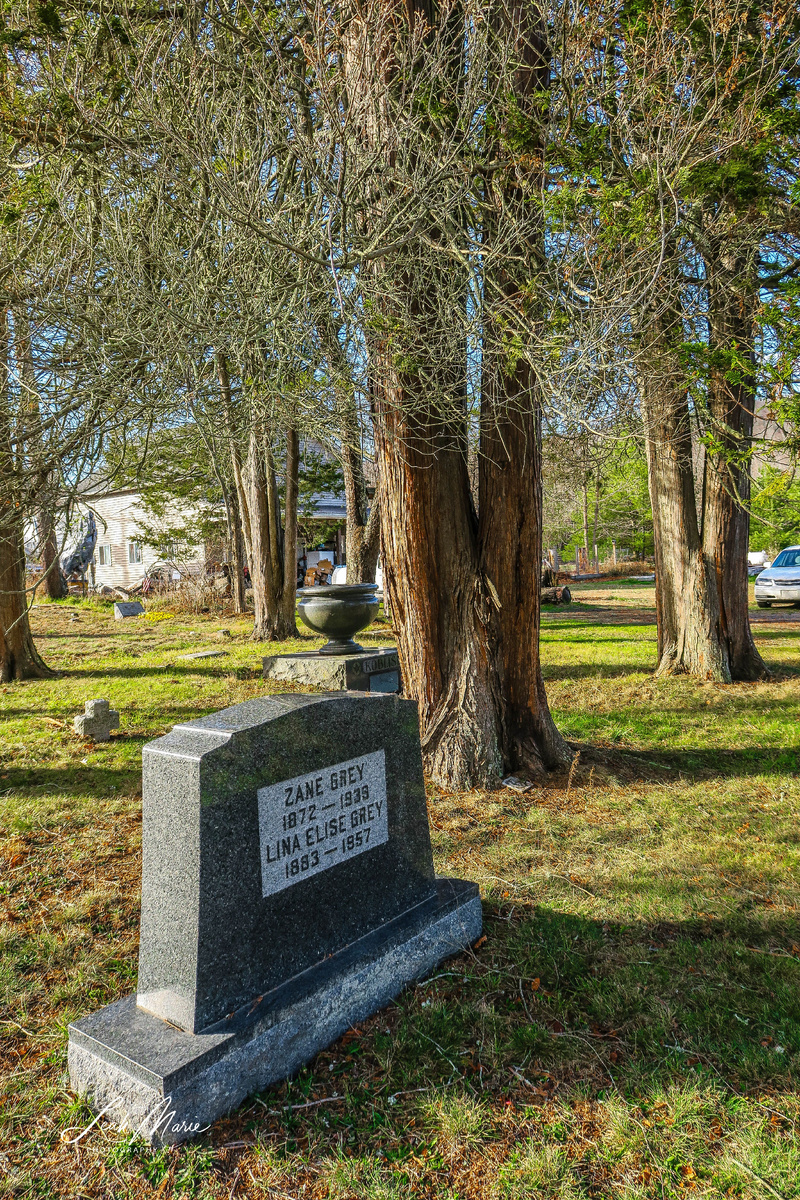 Find a Grave https://www.findagrave.com/memorial/2483/zane-grey