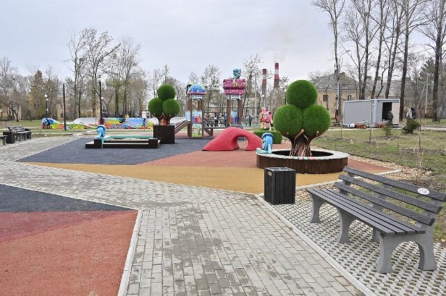    Сквер на 5 площадке Фото: Пресс-служба администрации Хабаровска