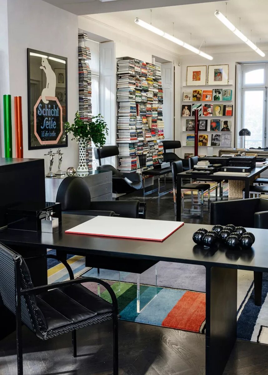 Квартира Карла Лагерфельда на рю Сен-Пер в Париже (фото из материалов журнала ИНТЕРЬЕР+ДИЗАЙН) 