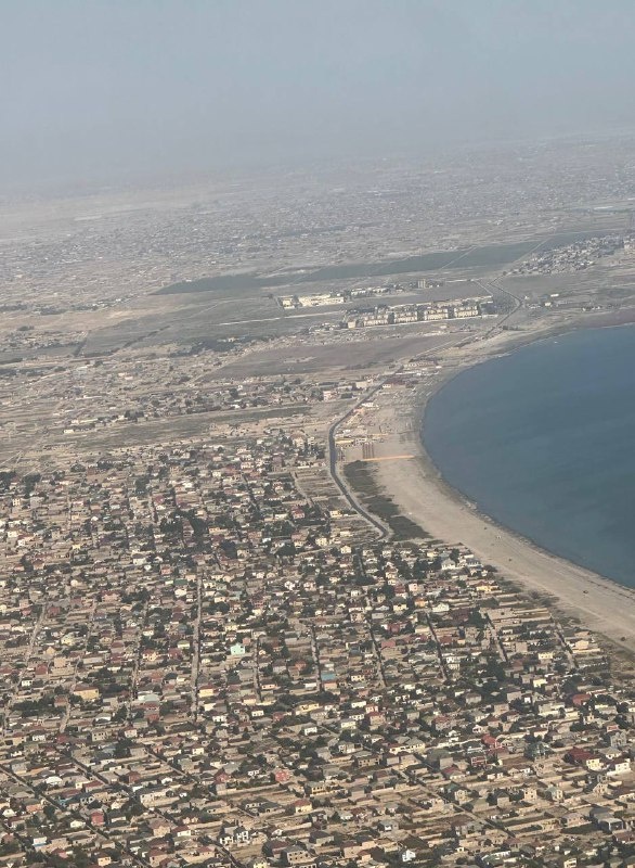 Пролетая над Каспийским морем