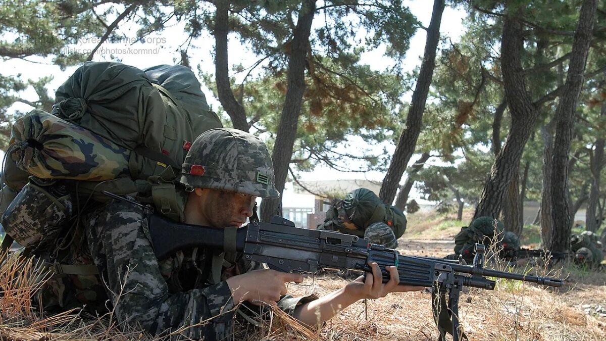    Южнокорейские военнослужащие.