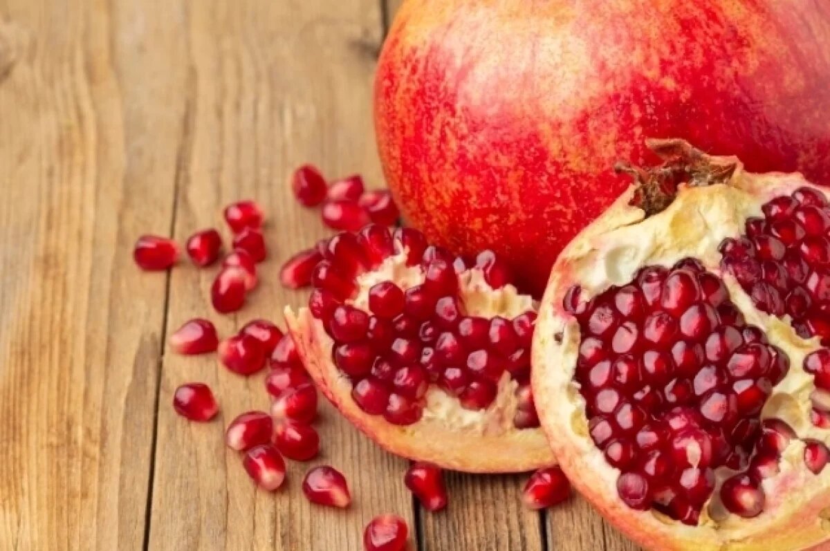    В порту Новороссийска выявили зараженную партию гранатов из Египта