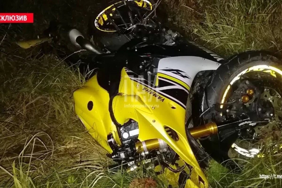    Мотоциклиста с пассажиром госпитализировали после ДТП под Псковом