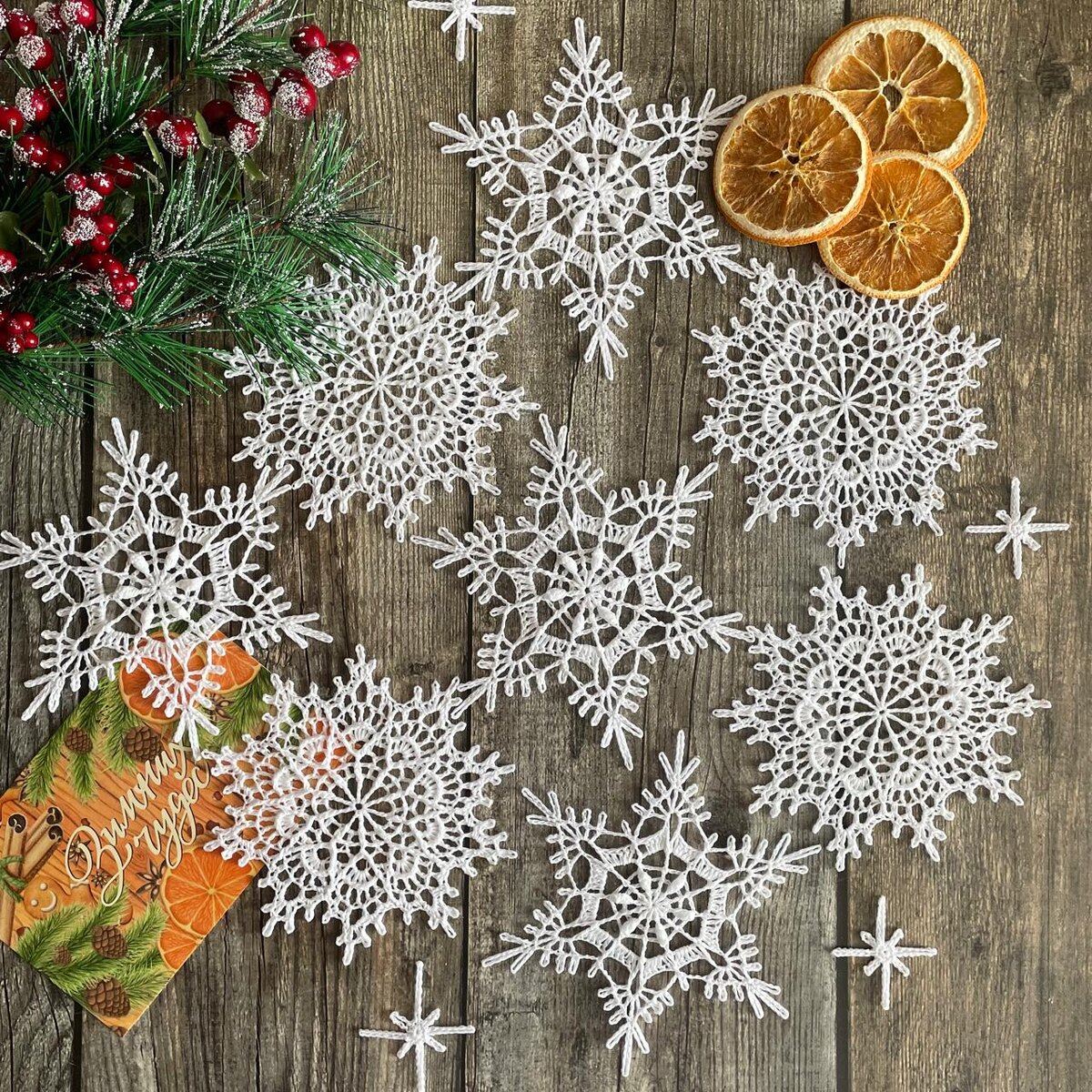 Снежинки крючком