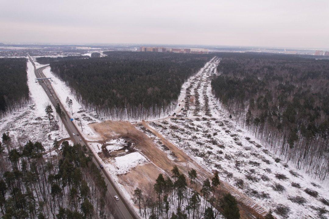 © Управление пресс-службы губернатора и правительства Московской области / mosreg.ru (Строительство Южно-Лыткаринской автодороги, февраль 2023 г.)