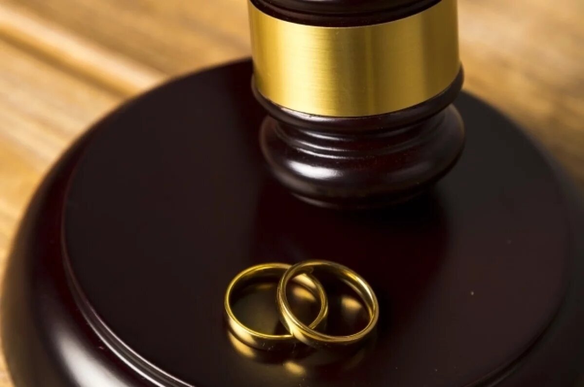    В Ростове Великом обнаружили подпольное брачное агентство