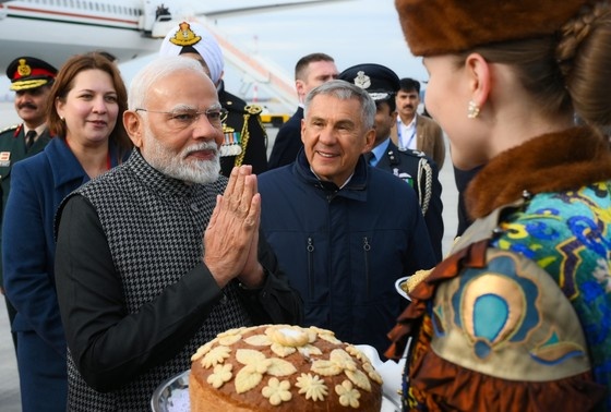    Нарендра Моди прибыл в Казань