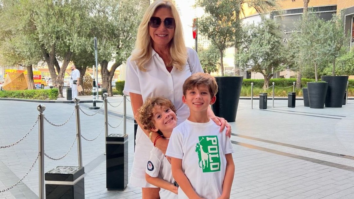 Марина Юдашкина с внуками. Фото: соцсети Марины Юдашкиной