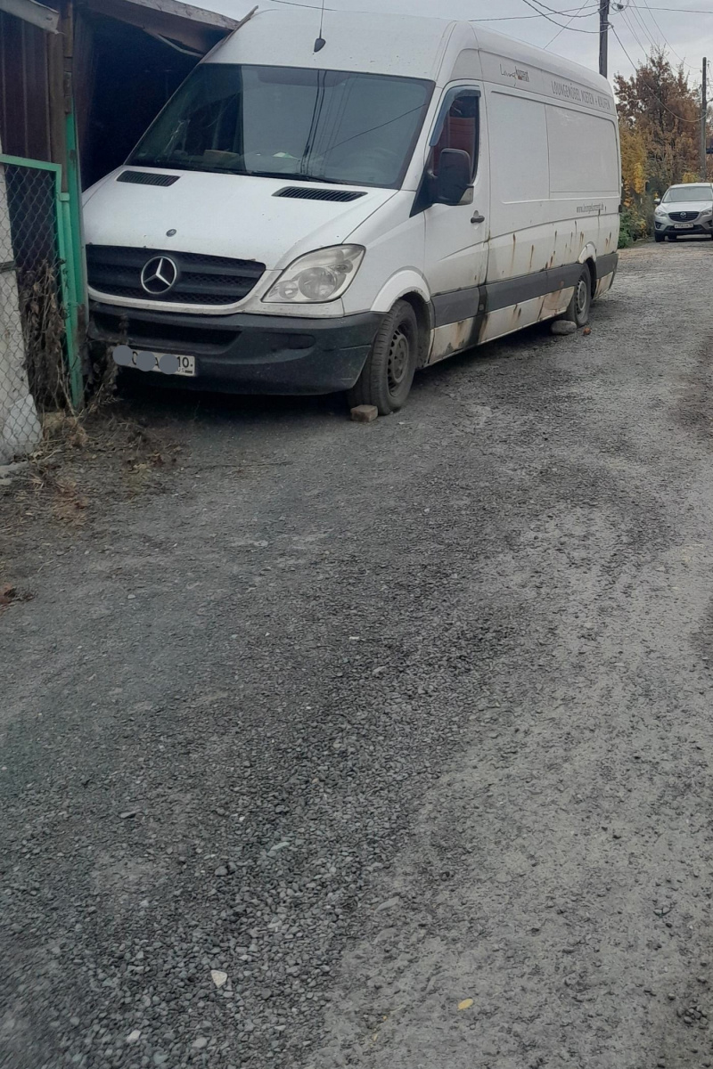    Место, где водителя придавило машиной, показали в ГАИ ПетрозаводскаГАИ Петрозаводска