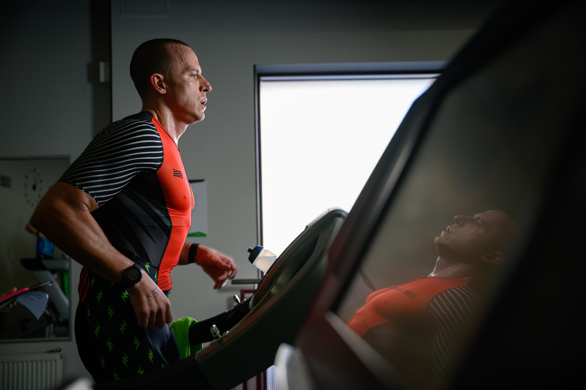 Беговой этап indoor-триатлона на IRONSTAR & XFIT INDOOR CUP MOSCOW