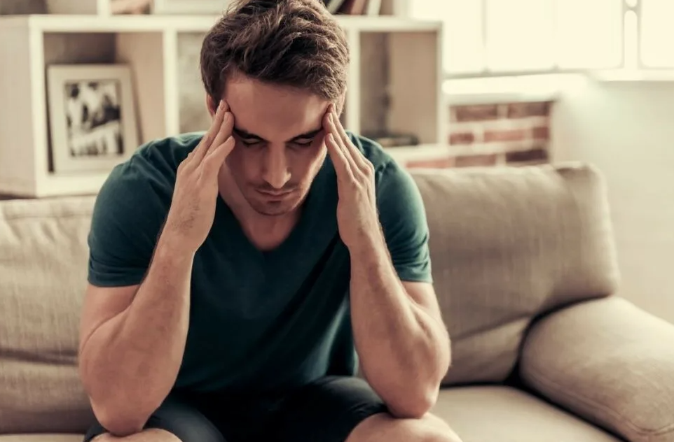 он проснулся