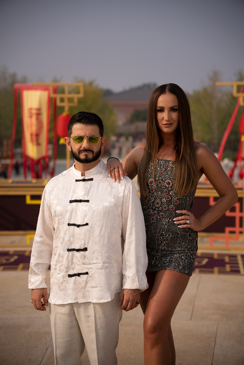 Михаил Галустян и Ольга Бузова. Фото: ТНТ 
