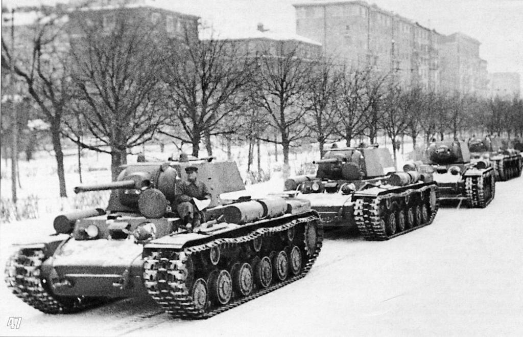 КВ-1 в Москве зима 41 года