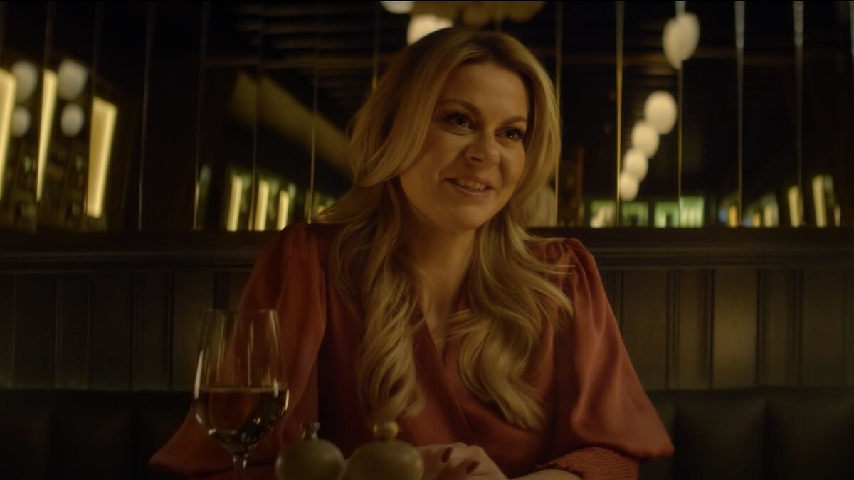 Это Пернилла, на фото из инсты она высокая и спортивная, архетипическая статная длинноногая шведка. Ну тоже располнела - жизнь без денег здоровому образу жизни не способствует