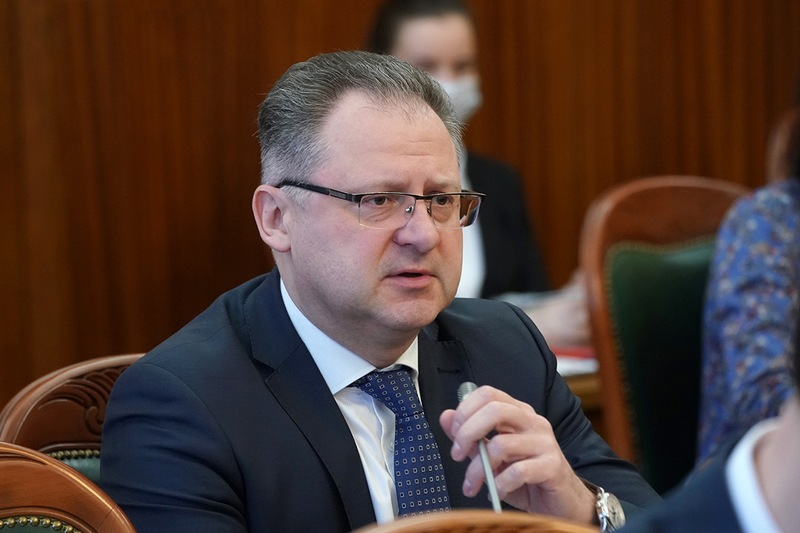 Максим Коломиец