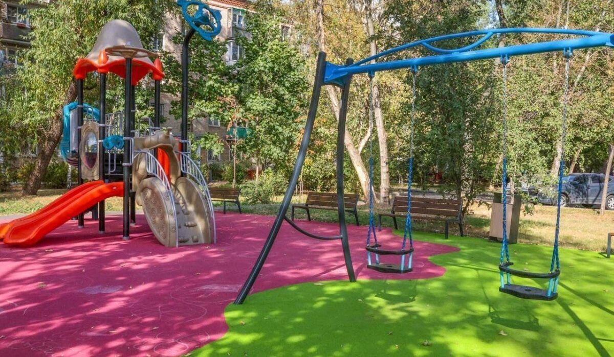     Благоустроенный двор. Источник: mos.ru Автор фото: Пресс-служба Мэра и Правительства Москвы