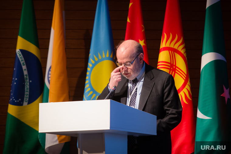    Все больше стран принимают активные действия по вступлению в БРИКС