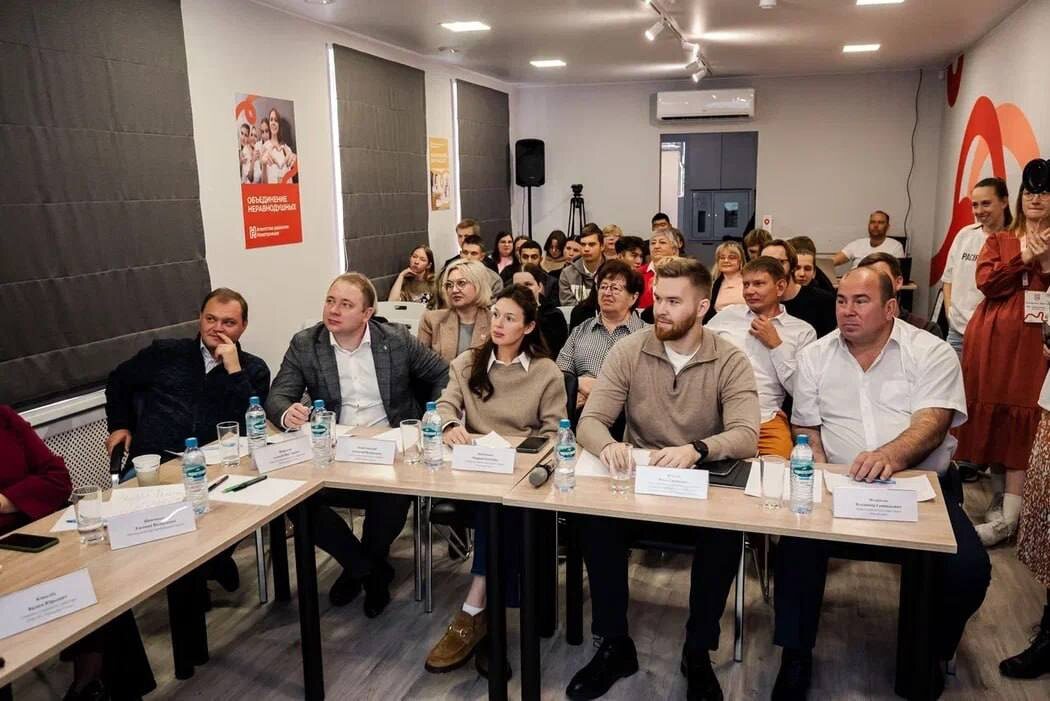  📷    В Новотроицке выбран лучший проект благоустройства заброшенного кинотеатра «Сталь» Белов Михаил Александрович