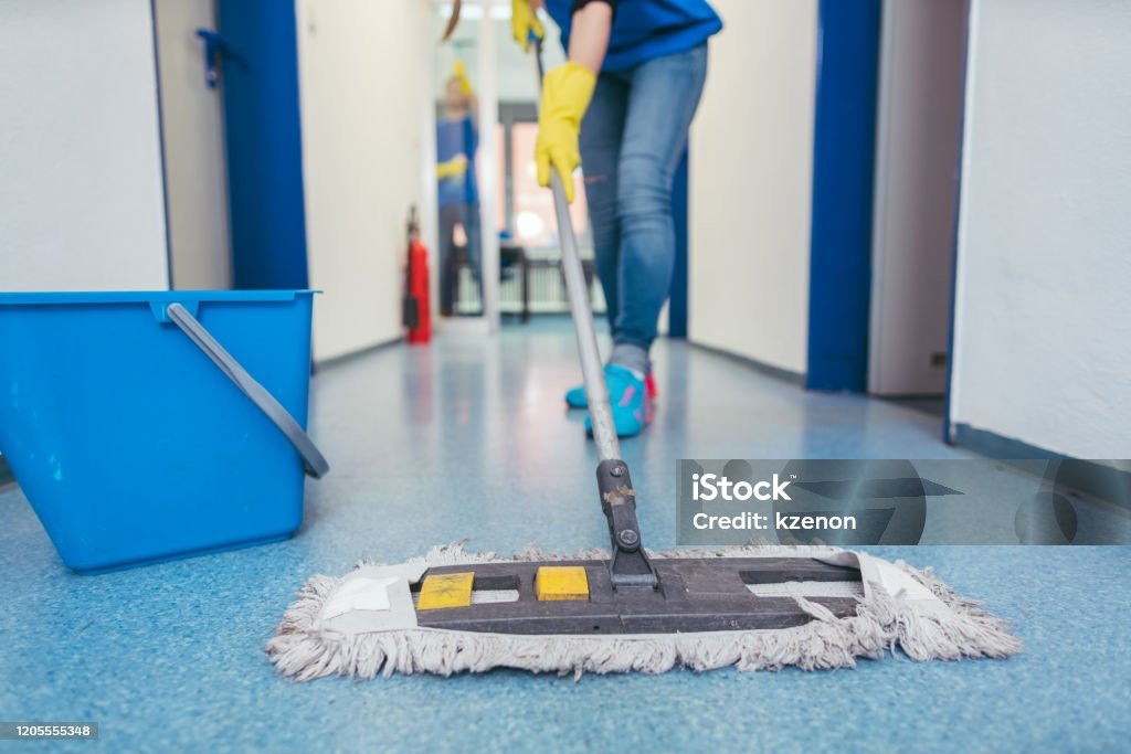 Клиенты улининговых компаний познали смысл современной жизни