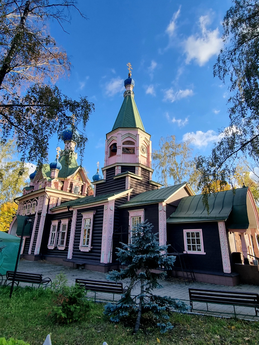 Наташкинская церковь. Храм Живоначальной Троицы в Наташино, г. Люберцы. Фото автора статьи.