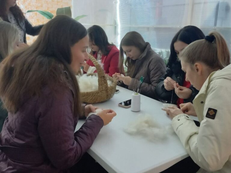    Как рождается пуховое чудо: В Оренбурге проходит фестиваль беременных «Счастье мое» Белов Михаил Александрович