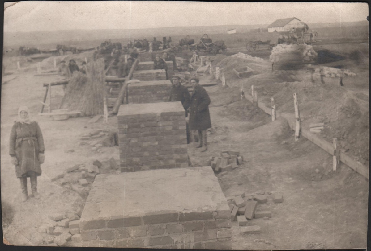 1932 год, строительство сахарозавода.