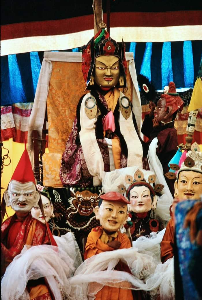 Празднование Дня Рождения Падмасамбхавы в Таши-Джонге, гарчам.