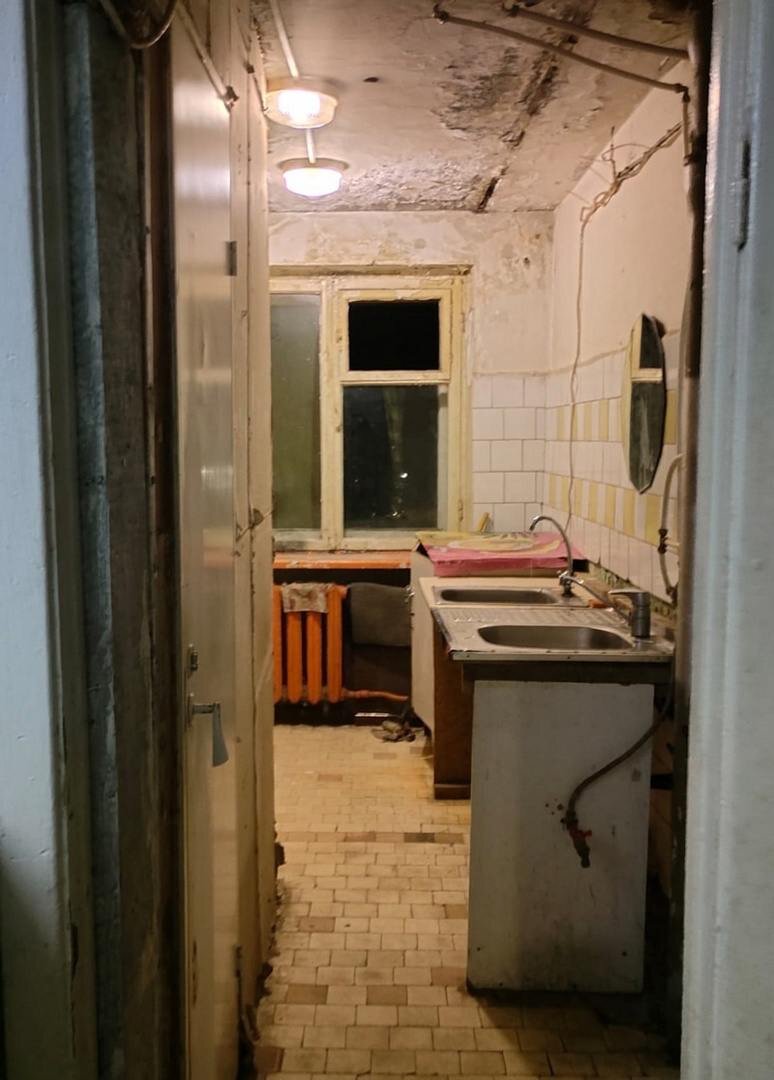    Жительница Петрозаводска опубликовала шокирующие кадры жуткого общежитияТелеграм-канал "Карельский дворик"