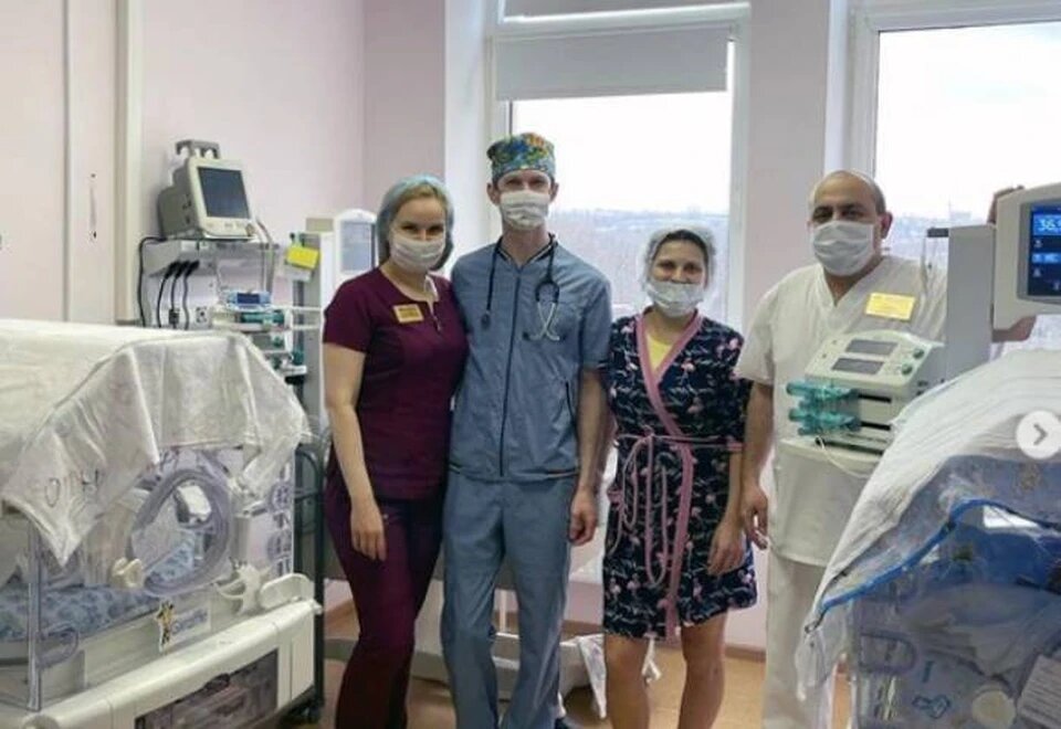 Врачи помогли Елизавете стать счастливой мамой тройни. Фото: пресс-служба Перинатального центра 