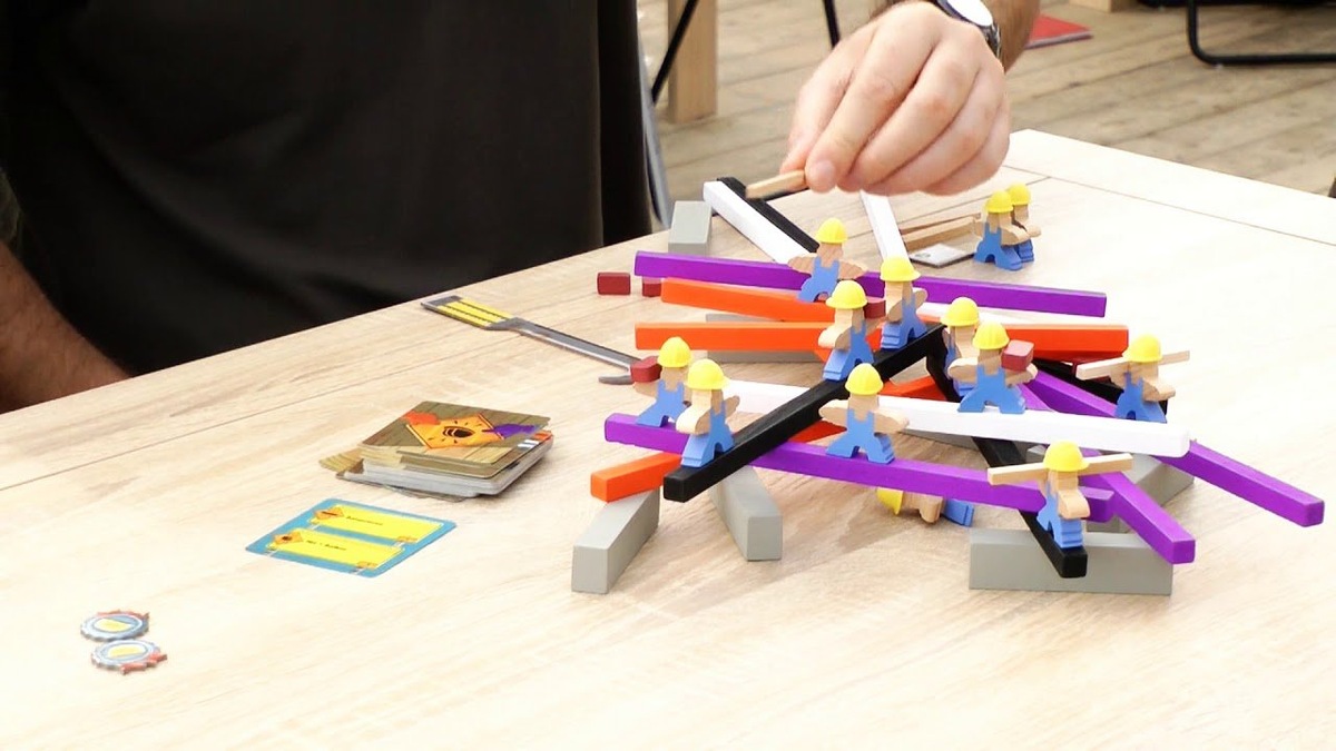 Настольной игре "Men at Work" - внешний вид "стройплощадки" 