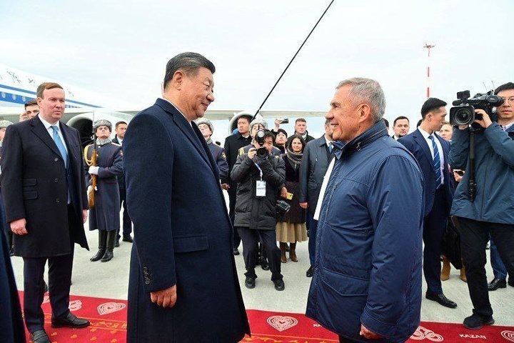 Председатель КНР Си Цзиньпин прибыл сегодня в столицу Татарстана около 11 часов утра. предоставлено пресс-службой раиса Татарстана