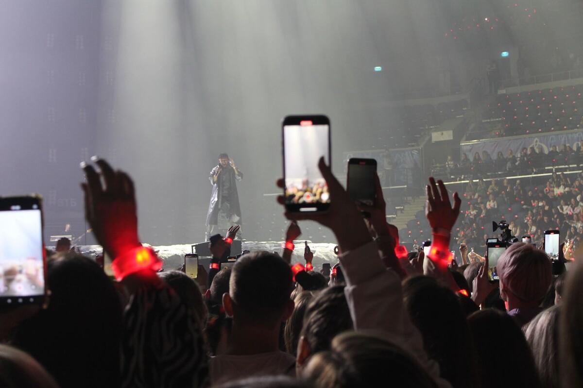 На сегодняшний день в Управление поступило 16 заявлений по вопросу возврата денег за несостоявшийся концерты Zivert и Баста.  Фото: Фото: ФедералПресс / Денис Коробейников